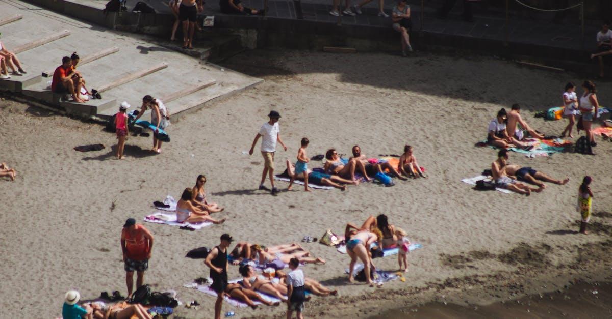 Is there a way to clean the inside of a water heater?